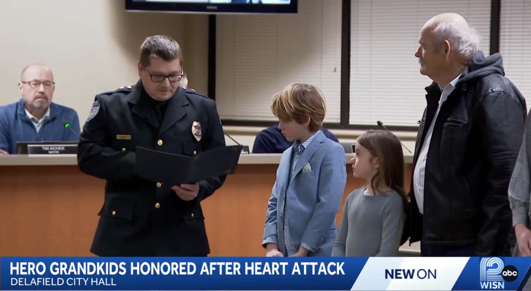 Siblings Honored for Saving Grandfather's Life